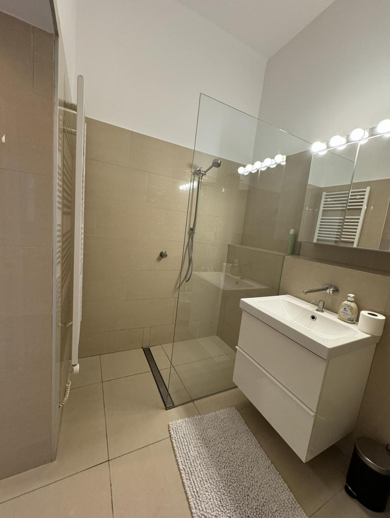 Vienna City Crown Apartment Naschmarkt U4 Εξωτερικό φωτογραφία